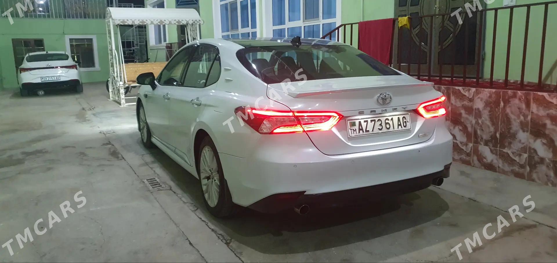 Toyota Camry 2018 - 380 000 TMT - Чоганлы - img 4