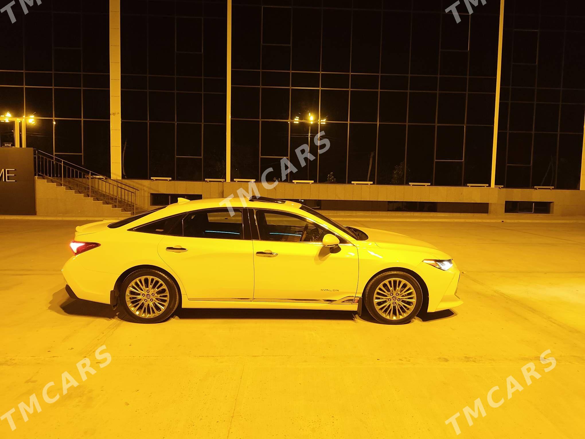 Toyota Avalon 2021 - 500 000 TMT - 30 мкр - img 2