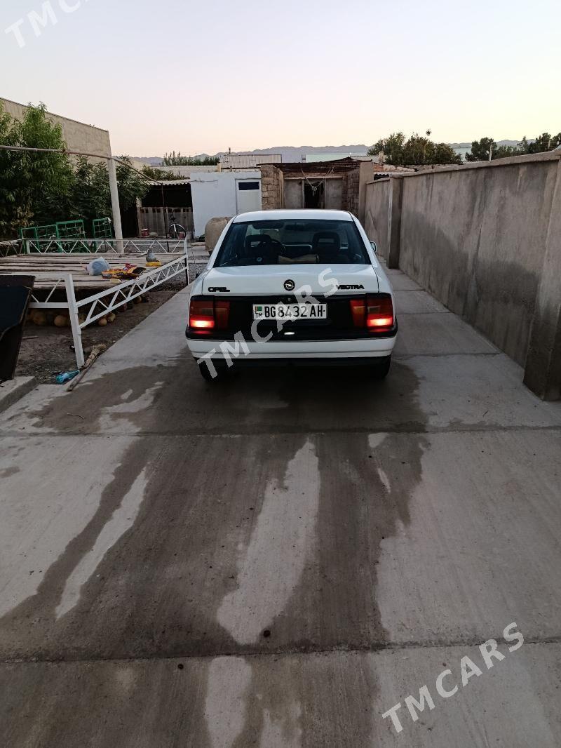 Opel Vectra 1994 - 30 000 TMT - Ýaşlyk - img 6
