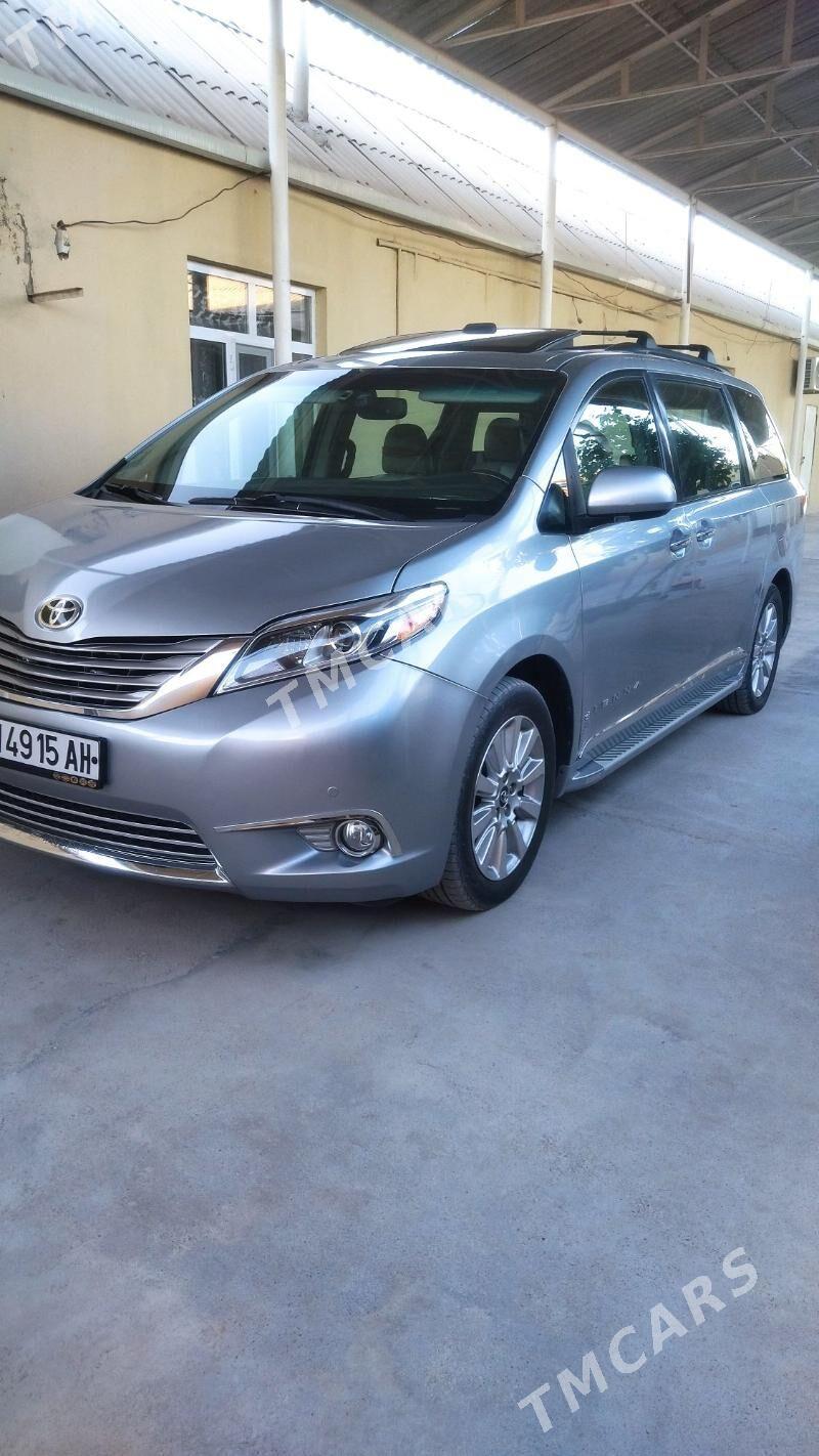 Toyota Sienna 2010 - 325 000 TMT - Aşgabat - img 3