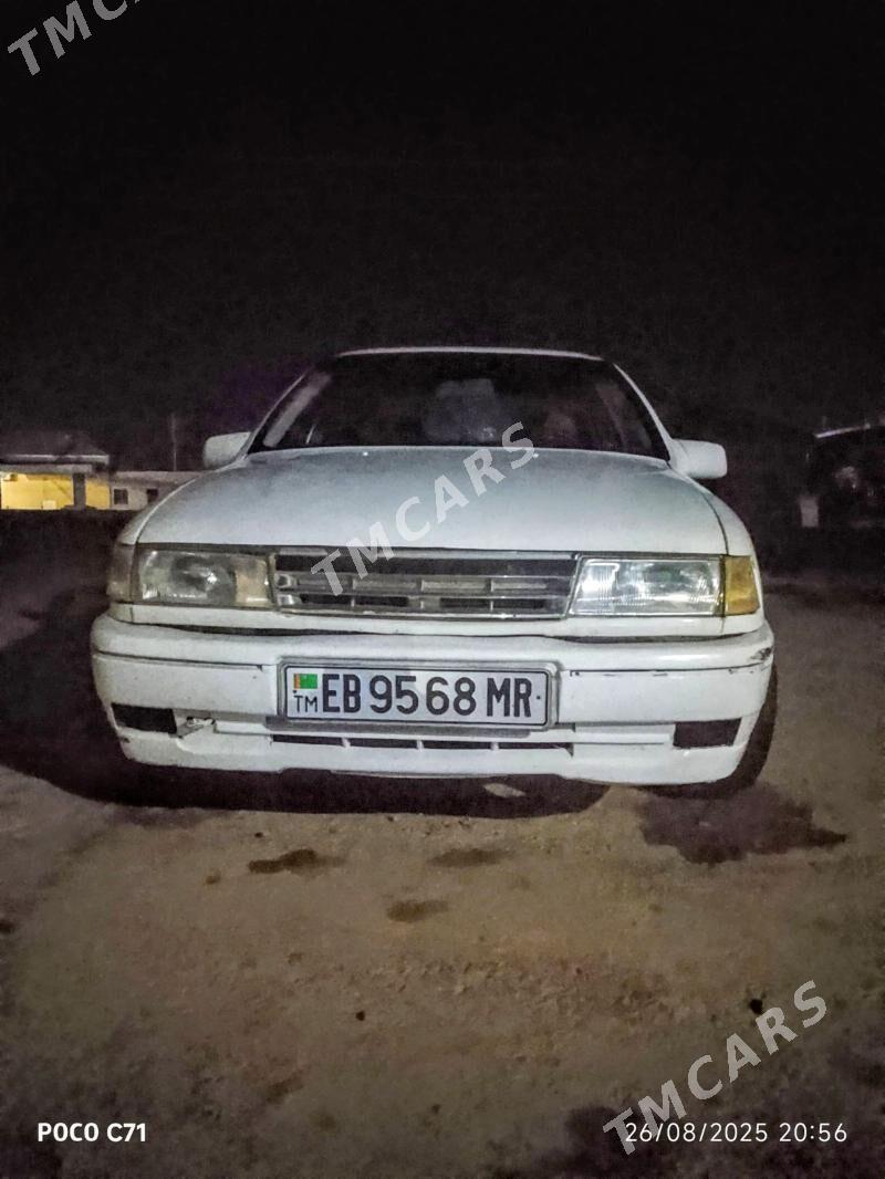 Opel Vectra 1990 - 28 000 TMT - Mary - img 3