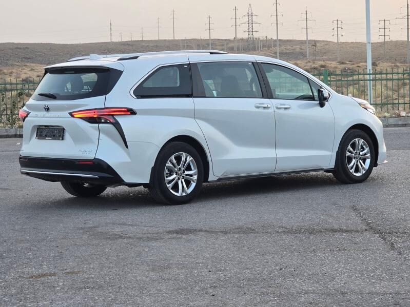 Toyota Sienna 2023 - 815 000 TMT - Aşgabat - img 6
