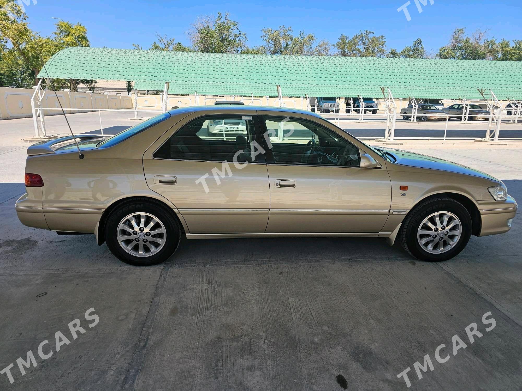 Toyota Camry 2000 - 155 000 TMT - Baýramaly - img 6
