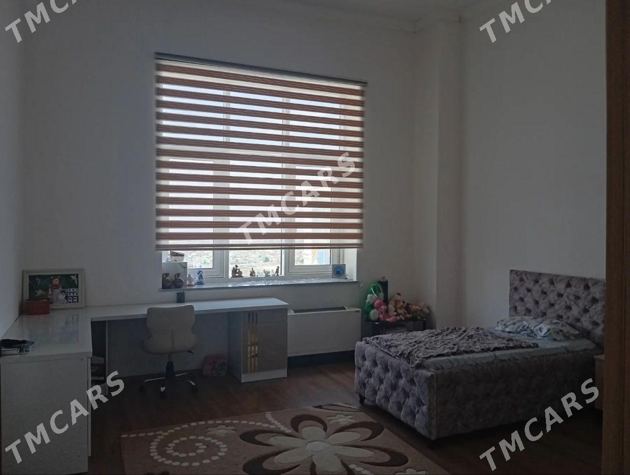 16 этап 4 комнатная  11 этаж - Aşgabat - img 2