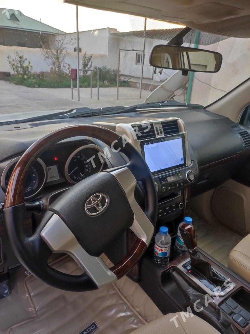 Toyota Land Cruiser Prado 2012 - 550 000 TMT - Baýramaly - img 6