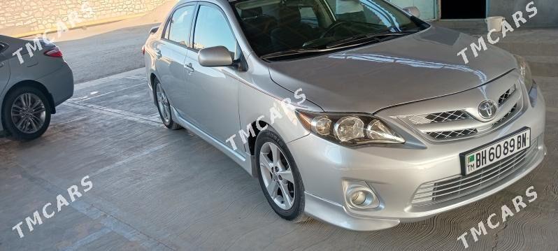 Toyota Corolla 2011 - 165 000 TMT - Гумдаг - img 2