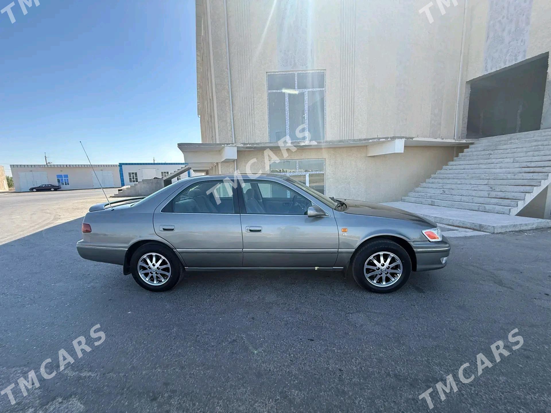 Toyota Camry 2000 - 140 000 TMT - Türkmenabat - img 6