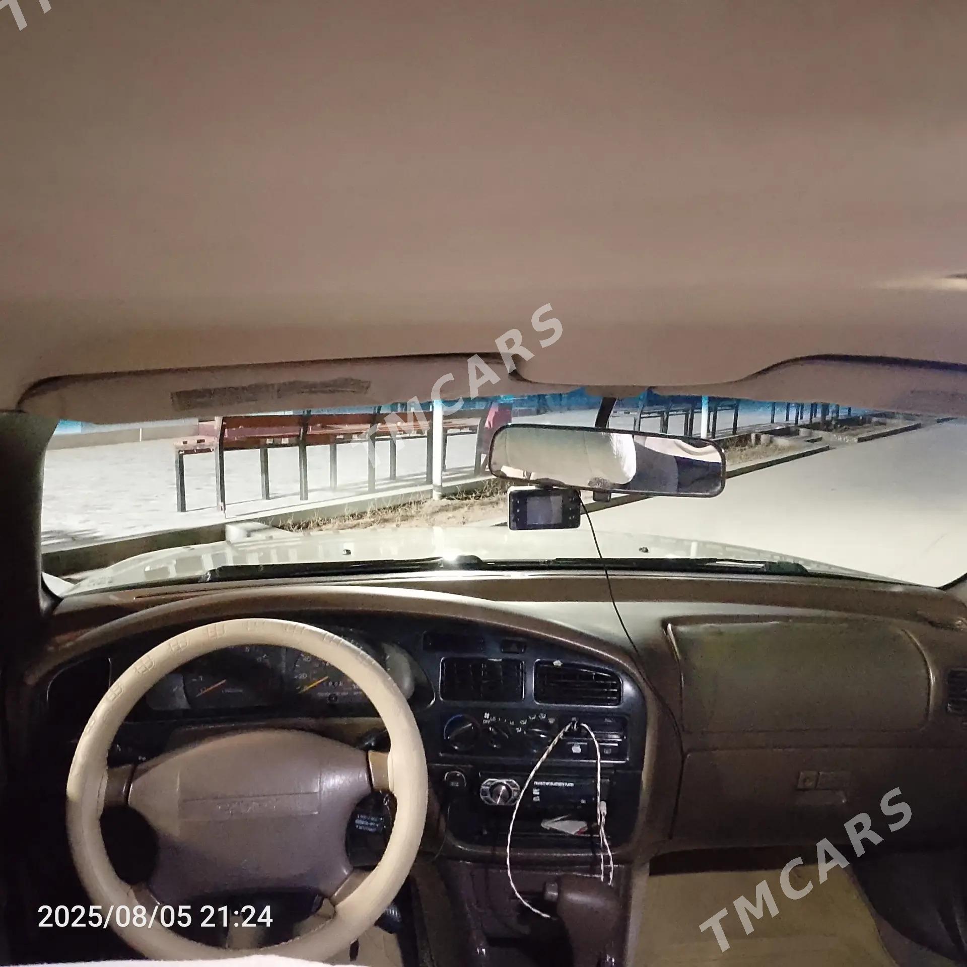 Toyota Camry 1995 - 105 000 TMT - Mary - img 5