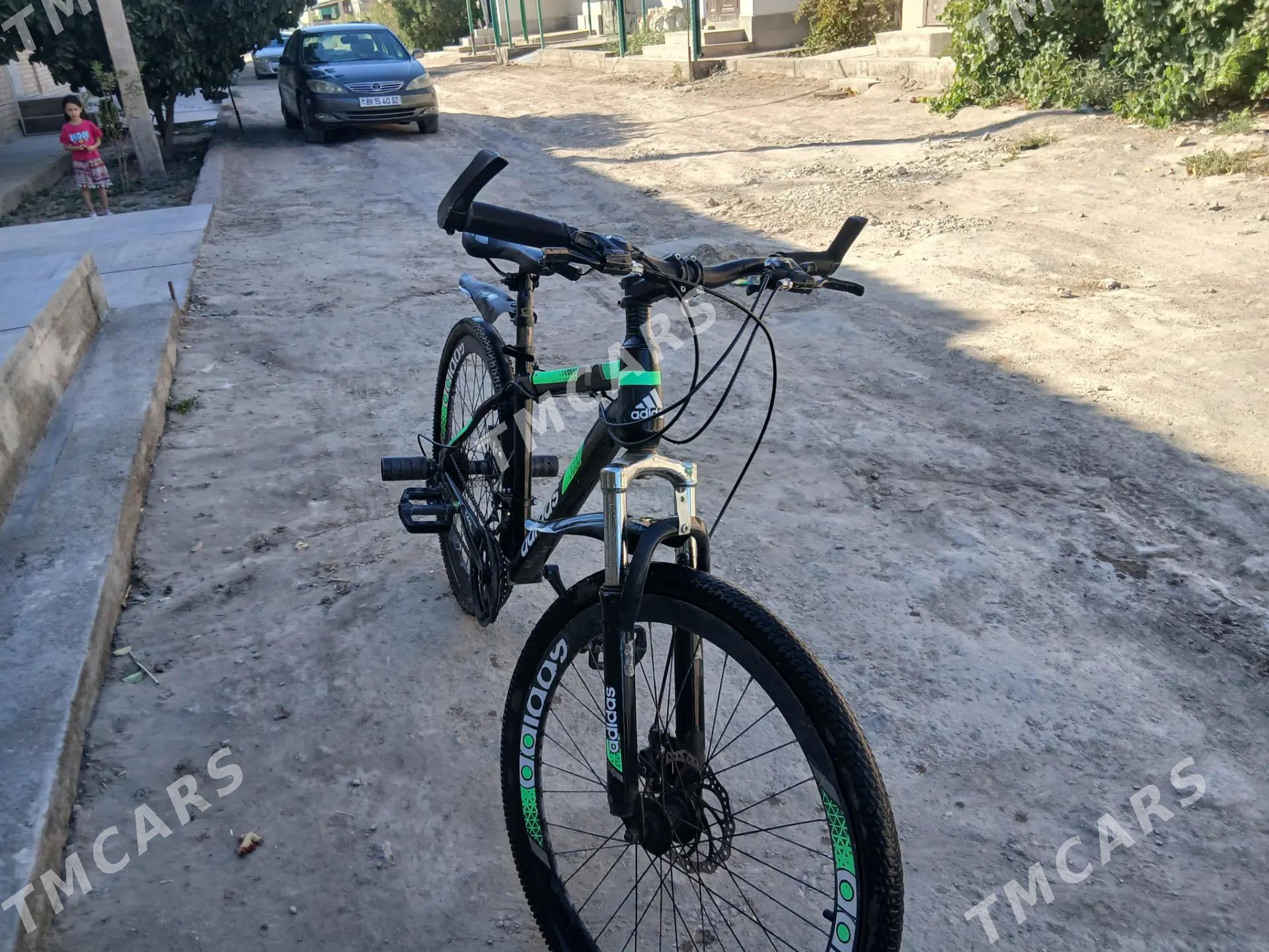 welik adidas 26lyk - Дашогуз - img 2