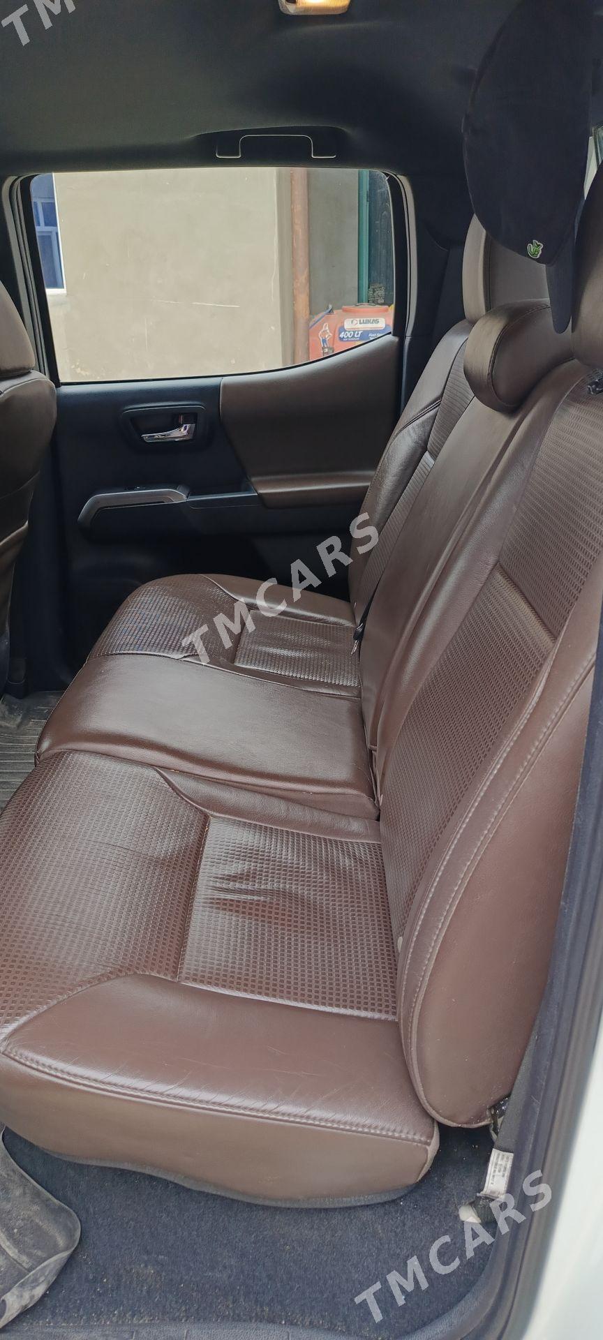Toyota Tacoma Xtra 2018 - 400 000 TMT - етр. Туркменбаши - img 4