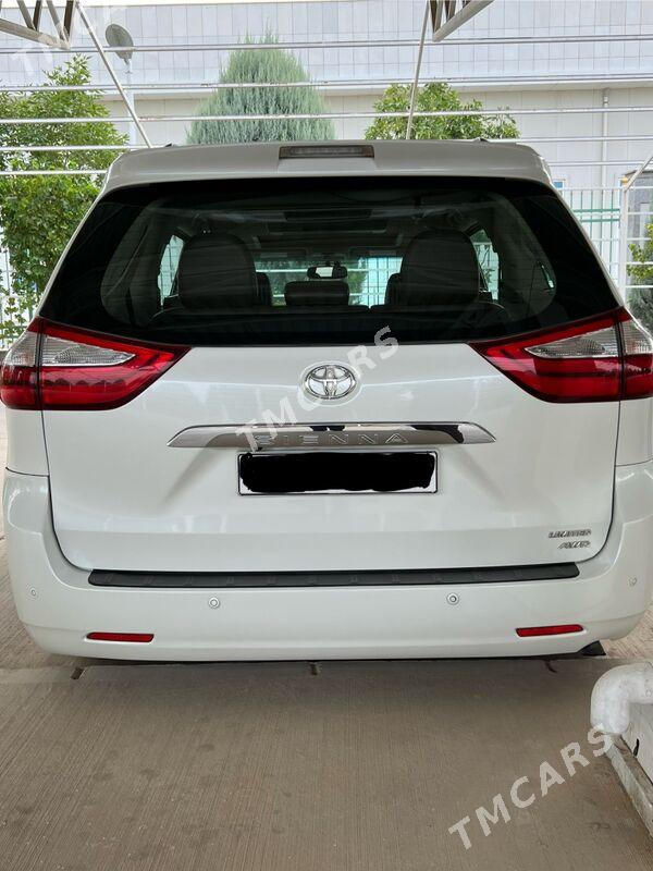 Toyota Sienna 2017 - 570 000 TMT - Aşgabat - img 6