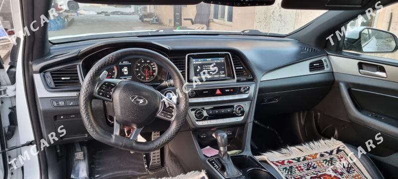 Hyundai Sonata 2018 - 245 000 TMT - Бузмеин - img 5