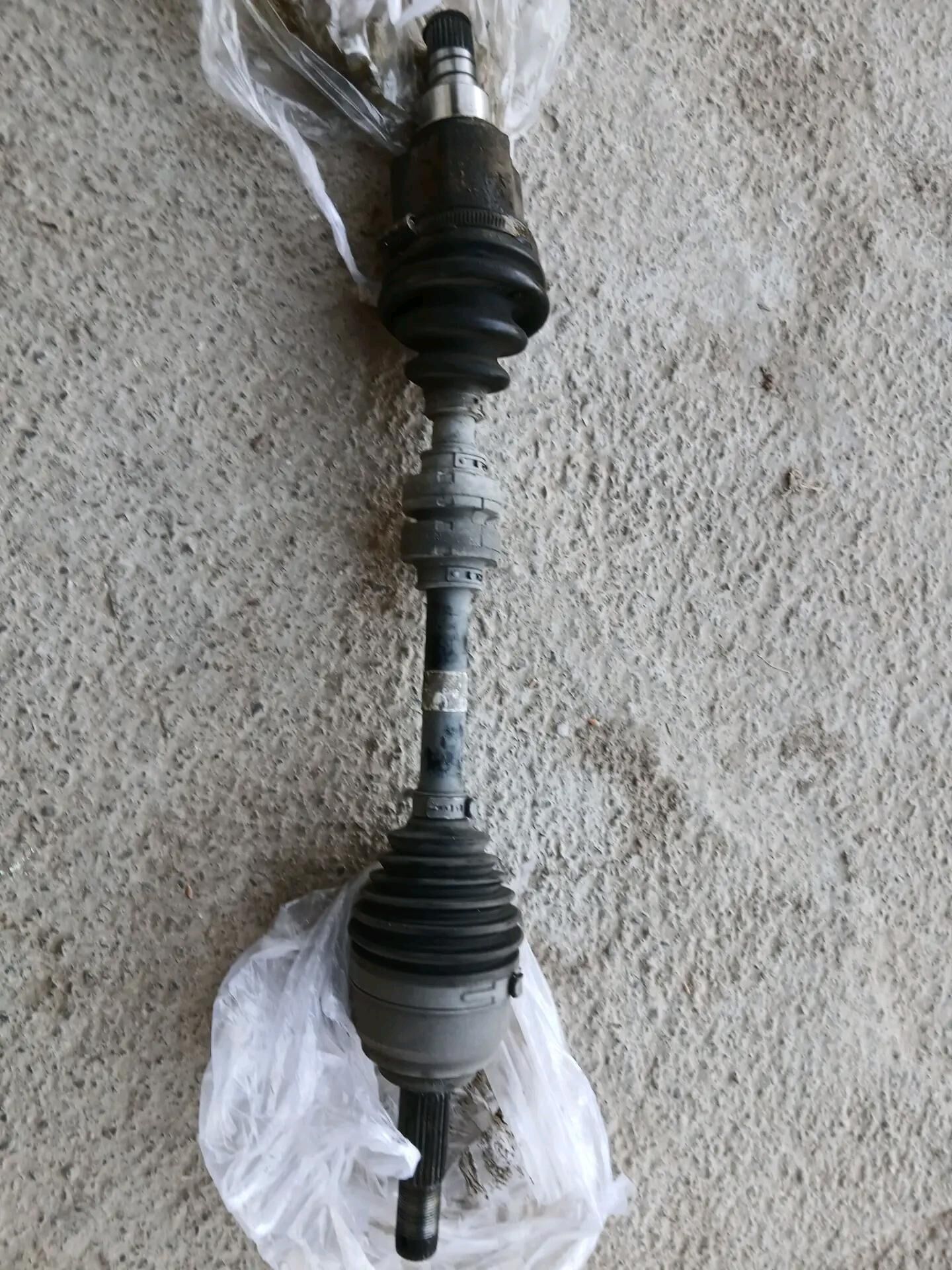 granat nissan (gujik) versa 800 TMT - Aşgabat - img 2