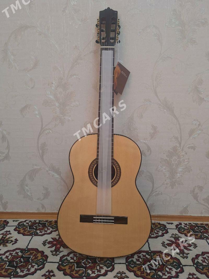 Gitara Martinez - ул. Советская (Гарашсызлык шаёлы) - img 3