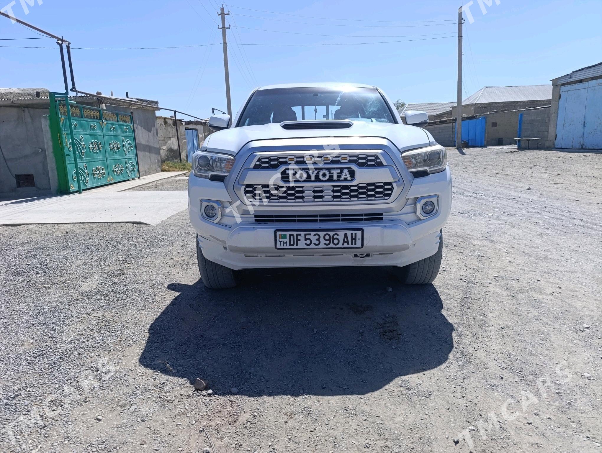 Toyota Tacoma Xtra 2017 - 420 000 TMT - Бахарден - img 2