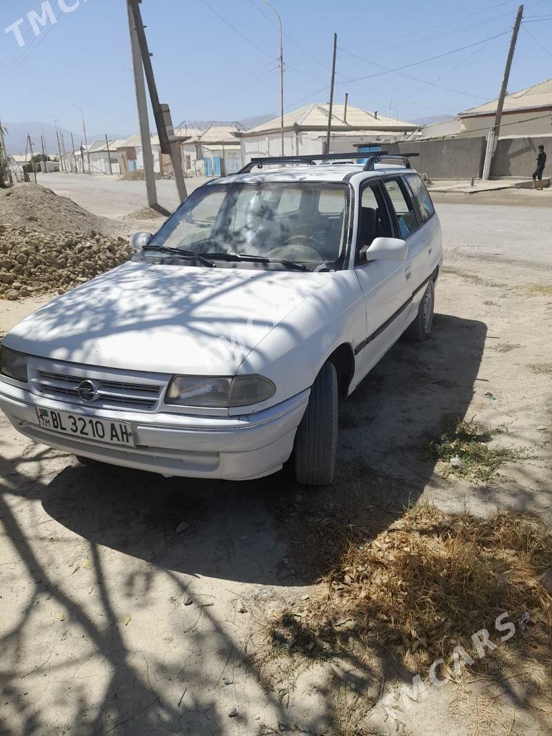 Opel Astra 1995 - 30 000 TMT - Бахарден - img 2
