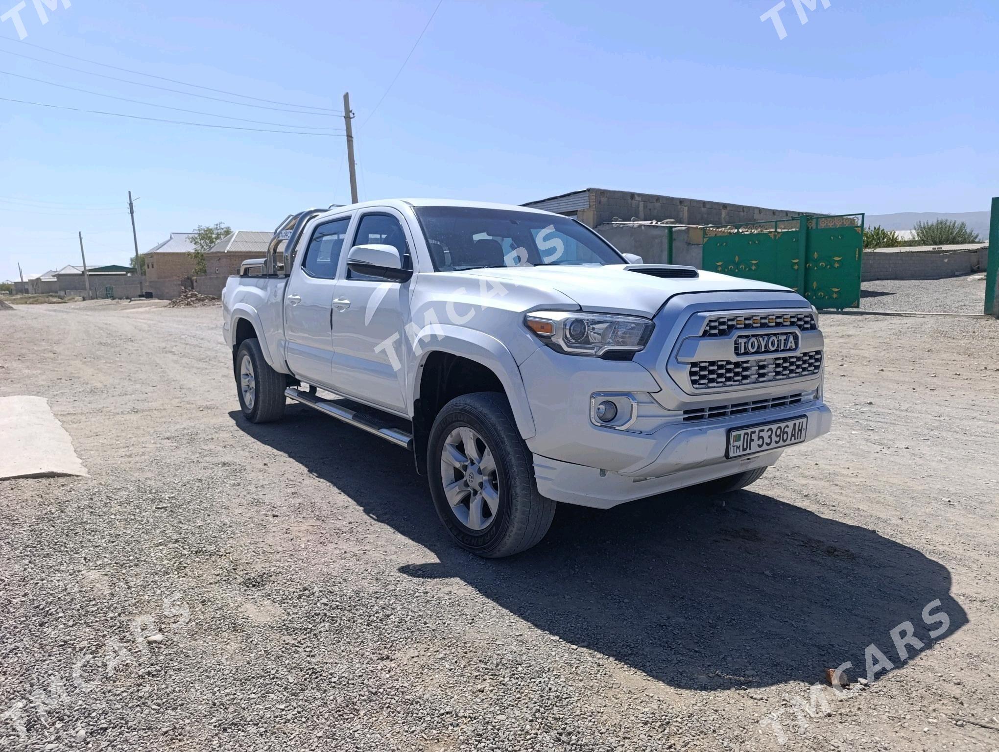 Toyota Tacoma Xtra 2017 - 420 000 TMT - Бахарден - img 5