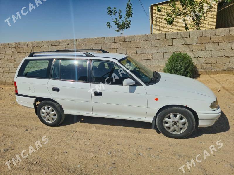 Opel Astra 1997 - 45 000 TMT - Мары - img 2