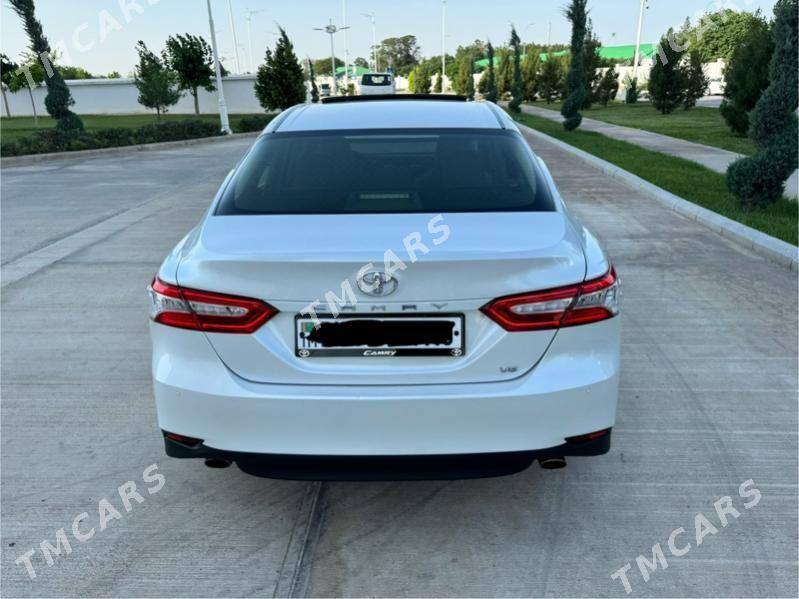 Toyota Camry 2018 - 435 000 TMT - Гуртли - img 7