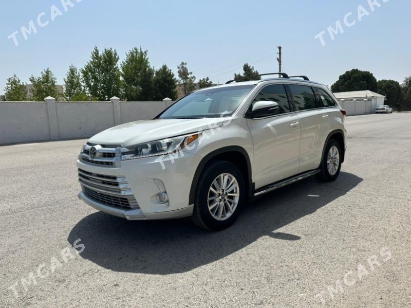 Toyota Highlander 2017 - 460 000 TMT - Мары - img 1