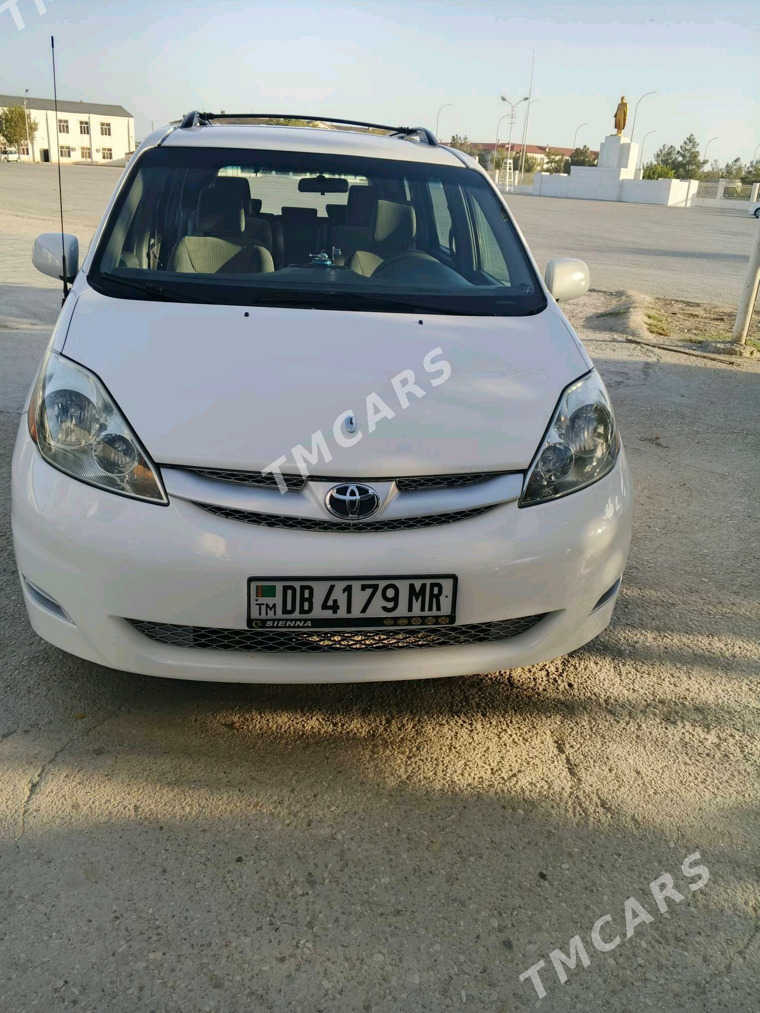 Toyota Sienna 2009 - 250 000 TMT - Hazar - img 7