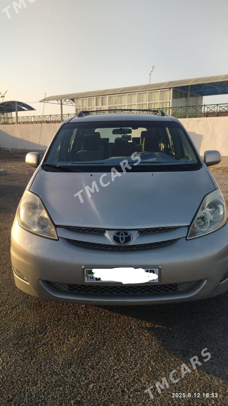 Toyota Sienna 2009 - 250 000 TMT - Mary - img 8