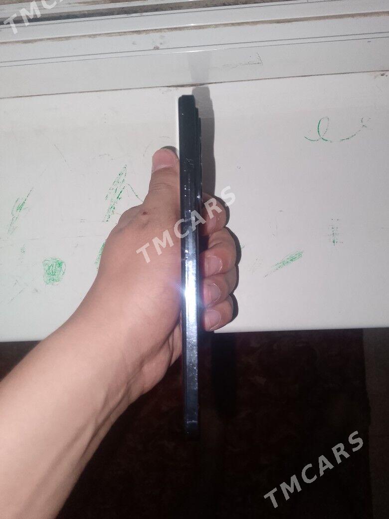 infinix hot 40 - Çärjew - img 2