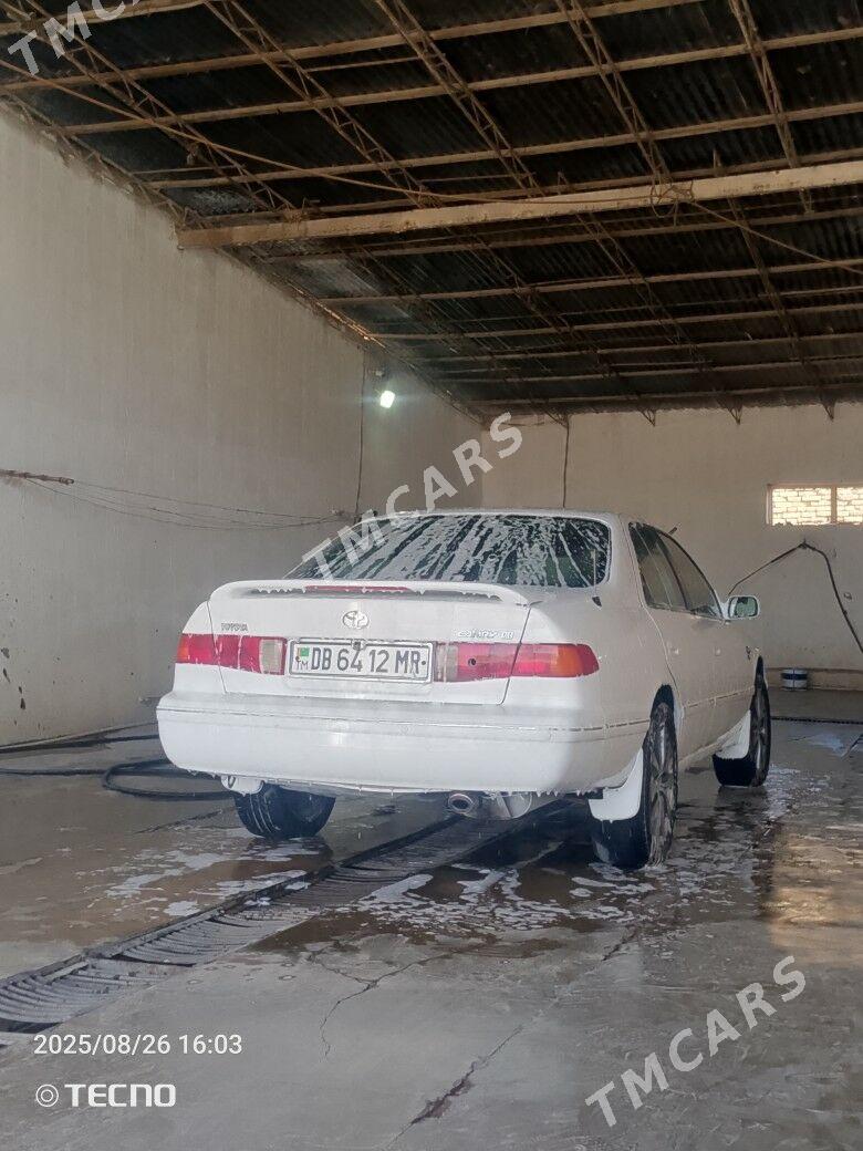 Toyota Camry 2000 - 104 000 TMT - Baýramaly - img 2