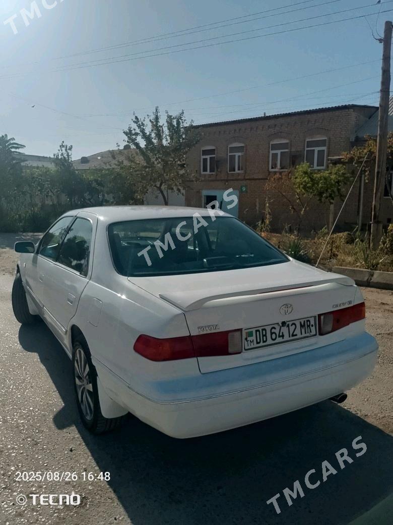 Toyota Camry 2000 - 104 000 TMT - Baýramaly - img 4