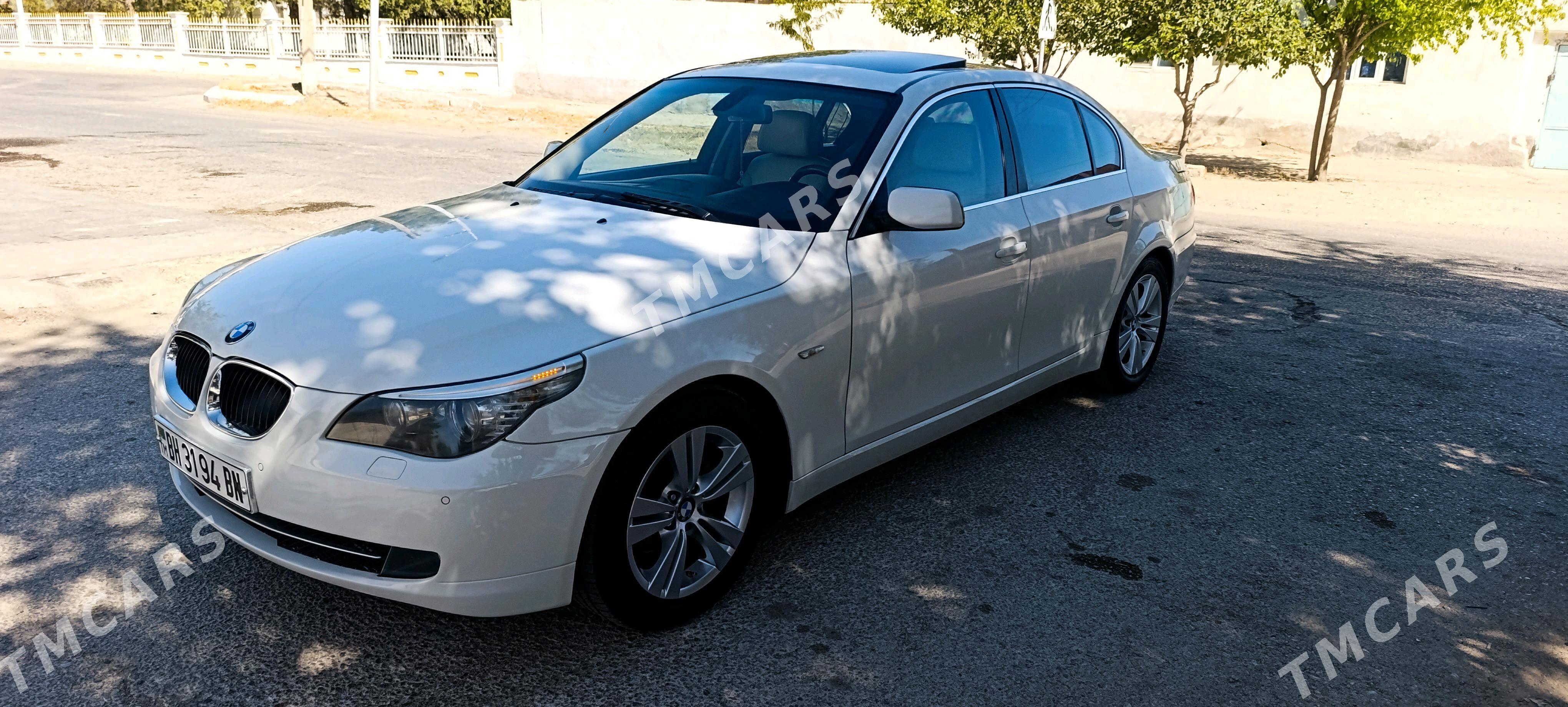 BMW E60 2009 - 220 000 TMT - Балканабат - img 2