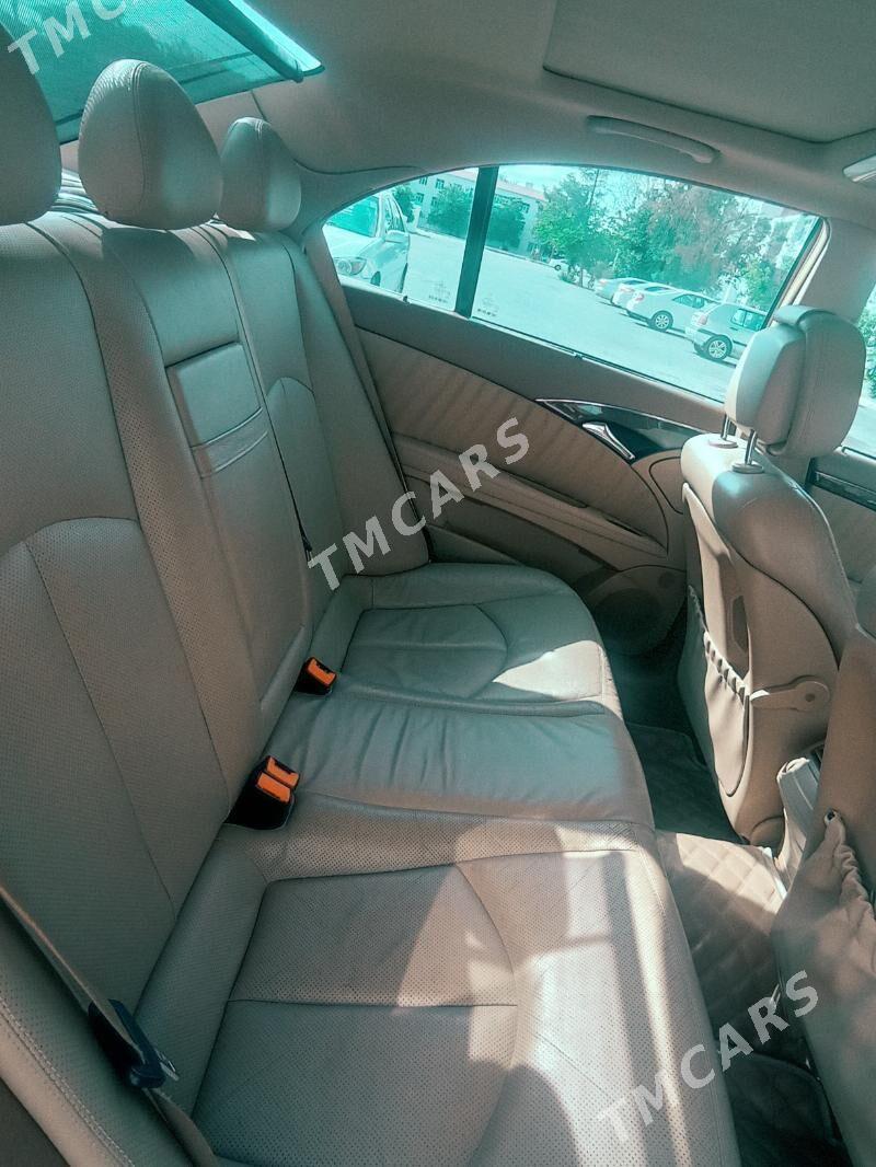 Mercedes-Benz E350 2009 - 220 000 TMT - Gagarin köç, köne Howa menzili - img 2