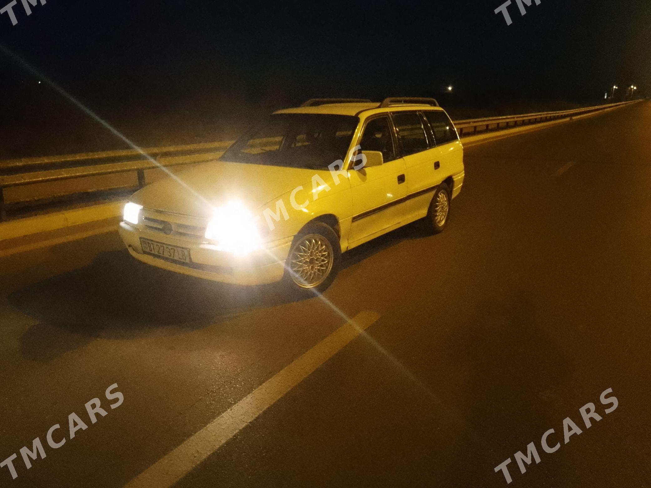 Opel Astra 1993 - 25 000 TMT - Türkmenabat - img 2