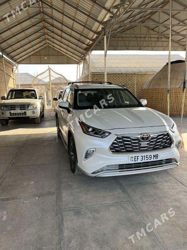 Toyota Highlander 2022 - 570 000 TMT - Sakarçäge - img 5