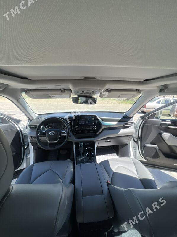 Toyota Highlander 2022 - 570 000 TMT - Sakarçäge - img 3