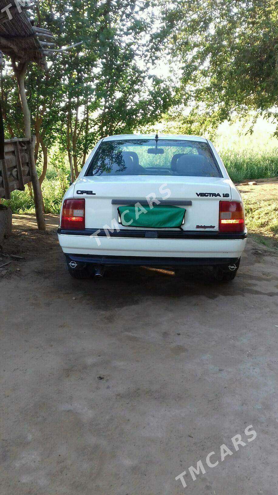 Opel Vectra 1990 - 36 000 TMT - Sarahs - img 2