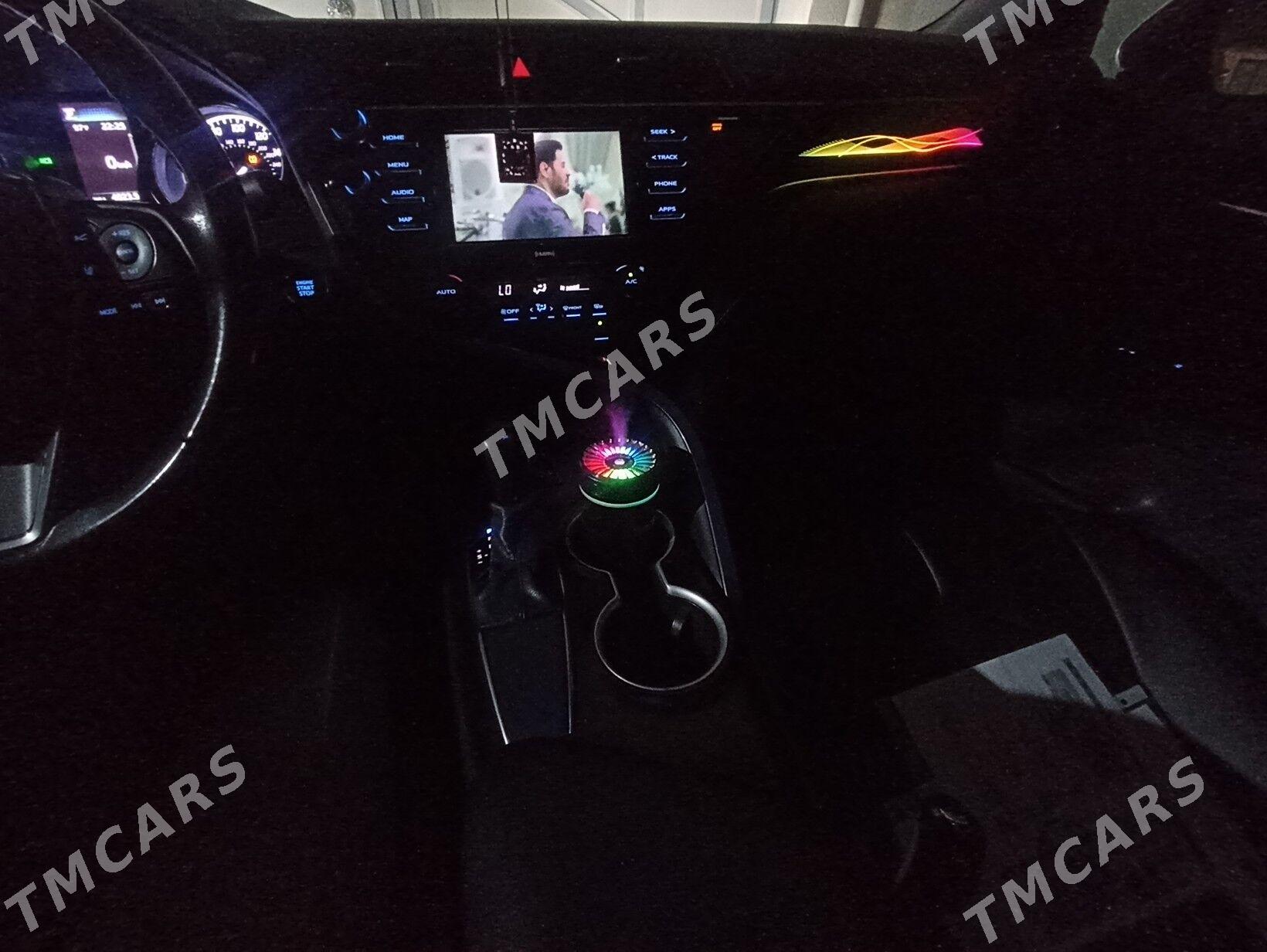 Toyota Camry 2020 - 310 000 TMT - Bedew - img 2