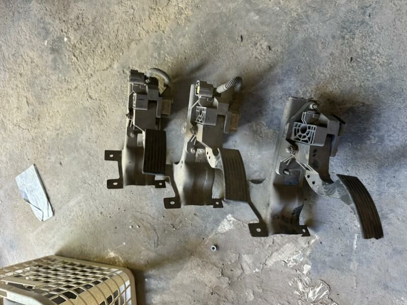 gaz pedal bongo 1 000 TMT - Дашогуз - img 3