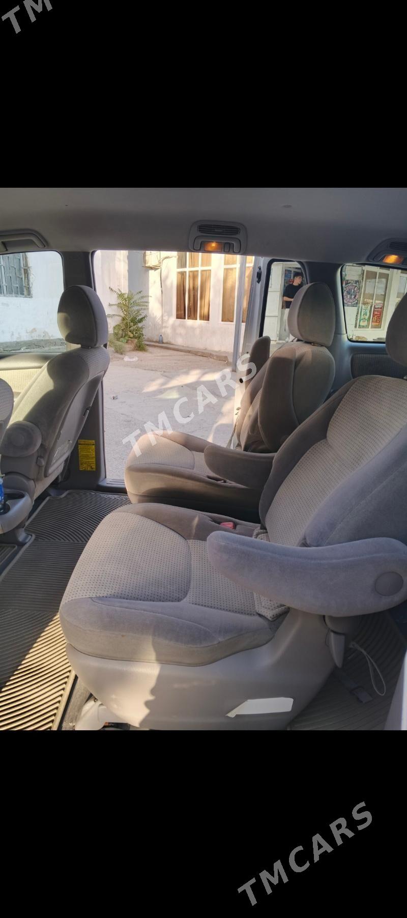 Toyota Sienna 2009 - 250 000 TMT - Hazar - img 11