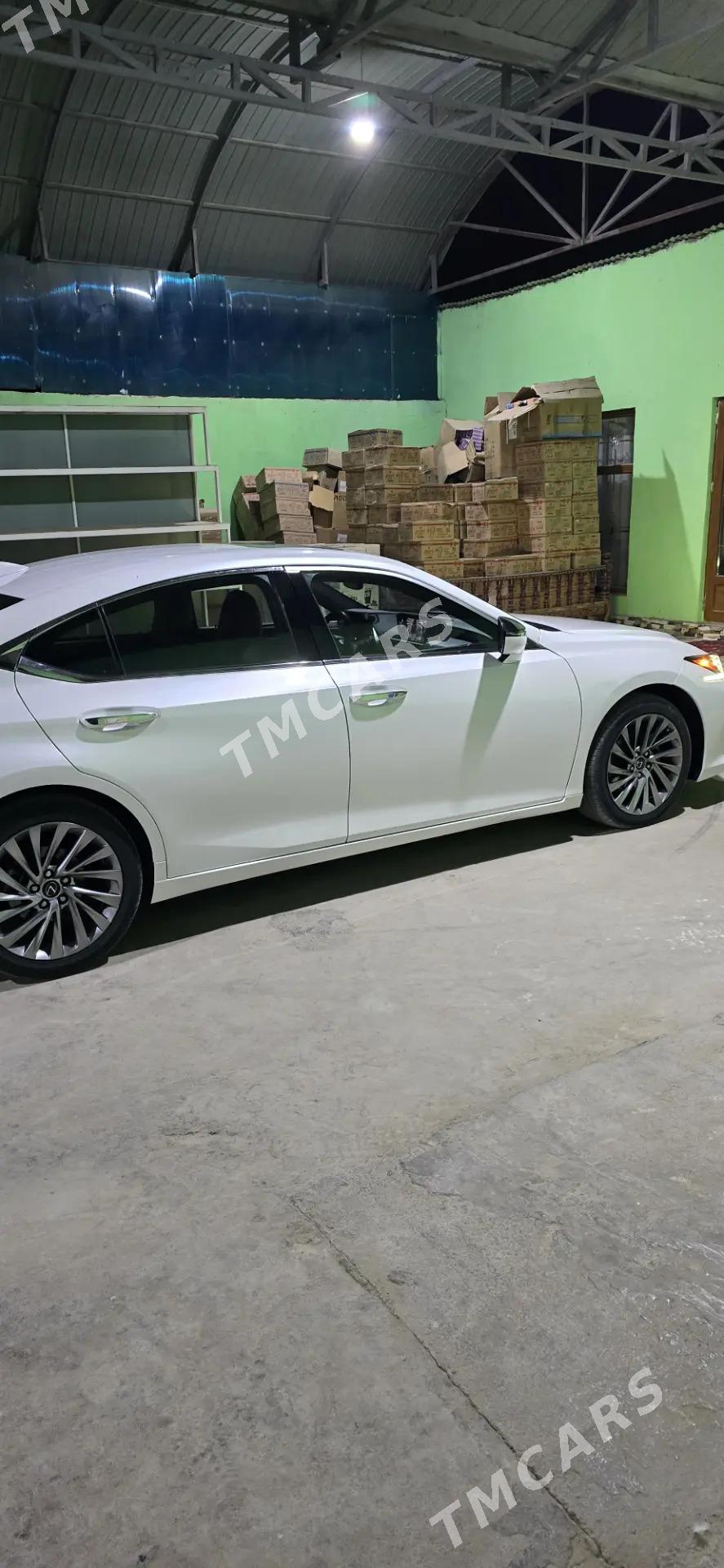 Lexus ES 350 2019 - 490 000 TMT - Aşgabat - img 3