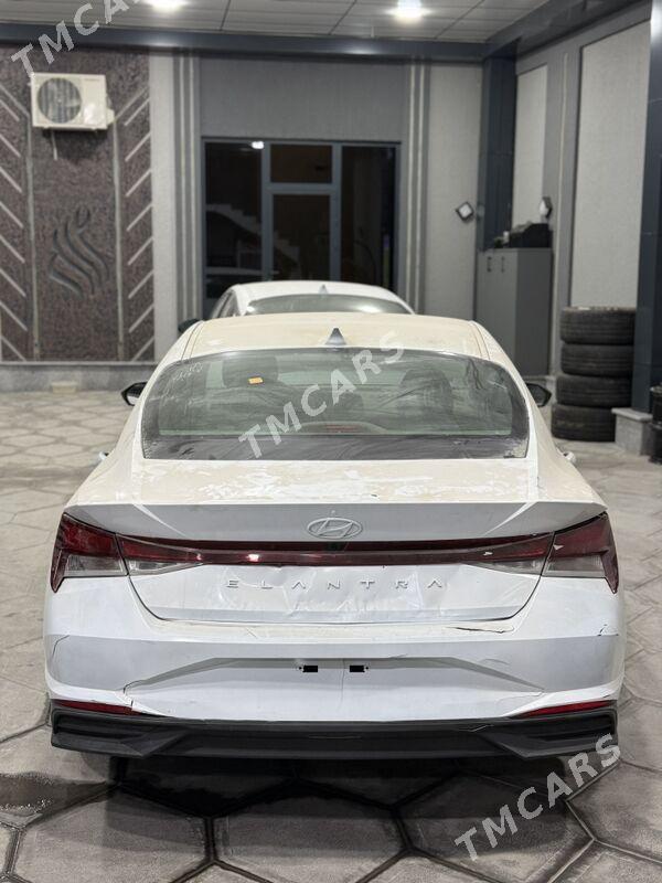 Hyundai Elantra 2021 - 192 000 TMT - Ашхабад - img 4