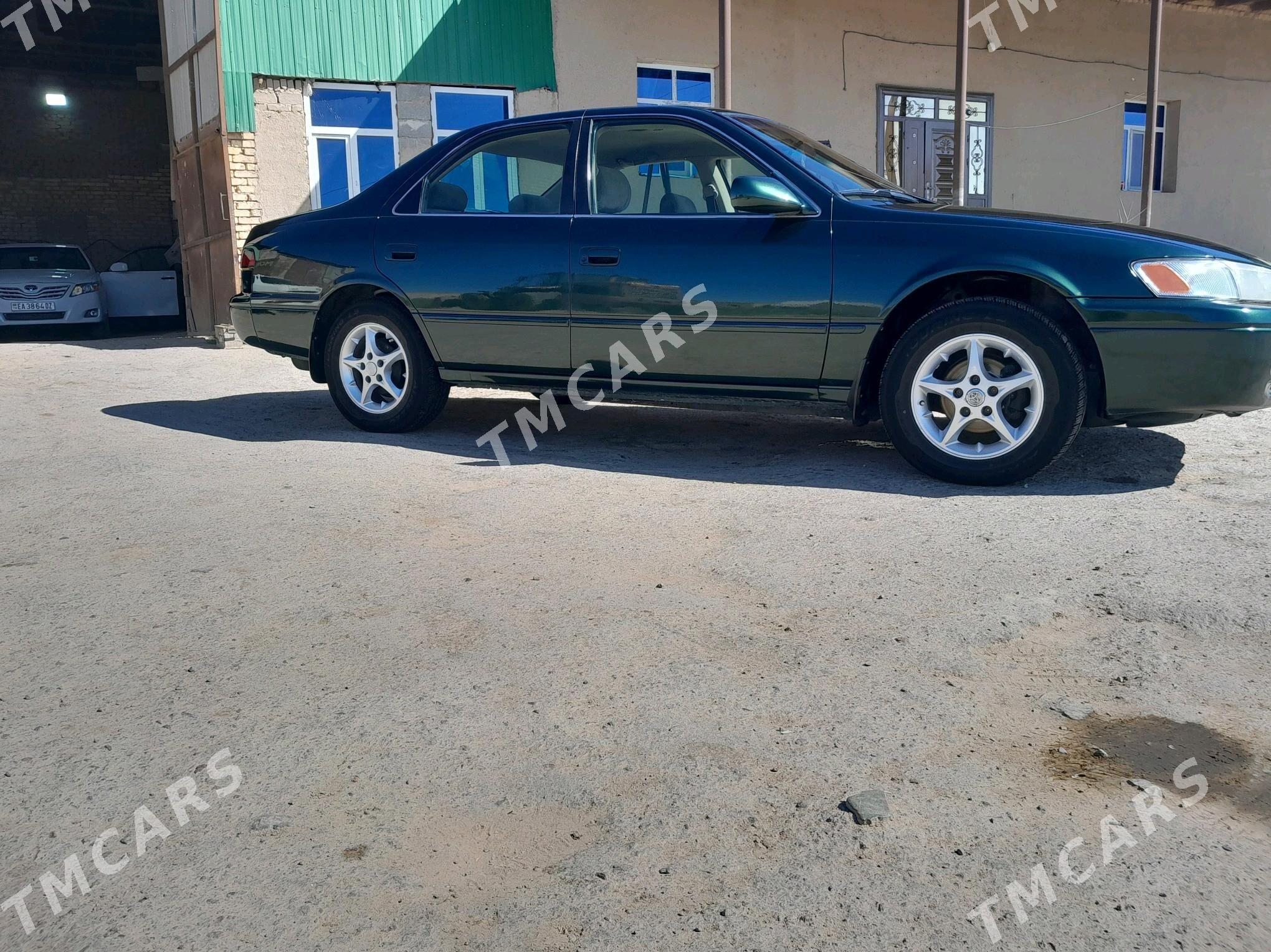 Toyota Camry 1999 - 135 000 TMT - Кёнеургенч - img 2