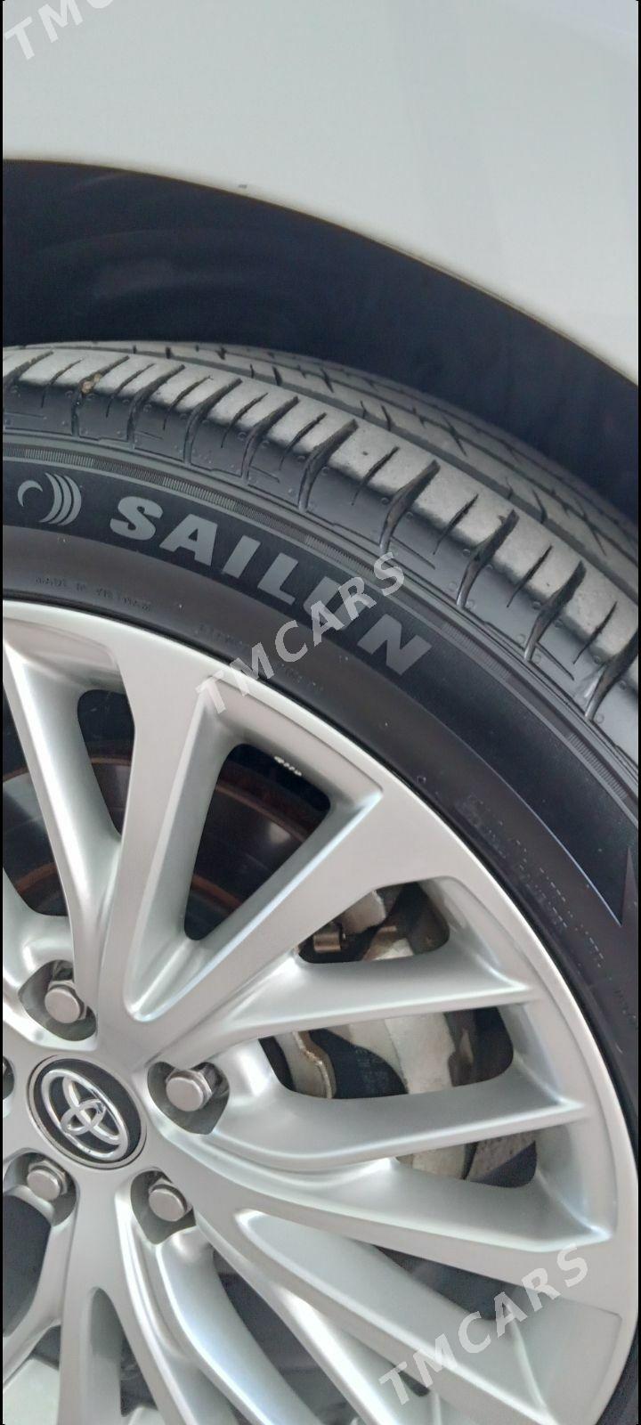 Toyota Camry 2018 - 355 000 TMT - Aşgabat - img 7