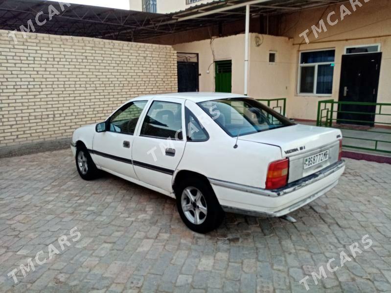 Opel Vectra 1989 - 19 000 TMT - Мары - img 8