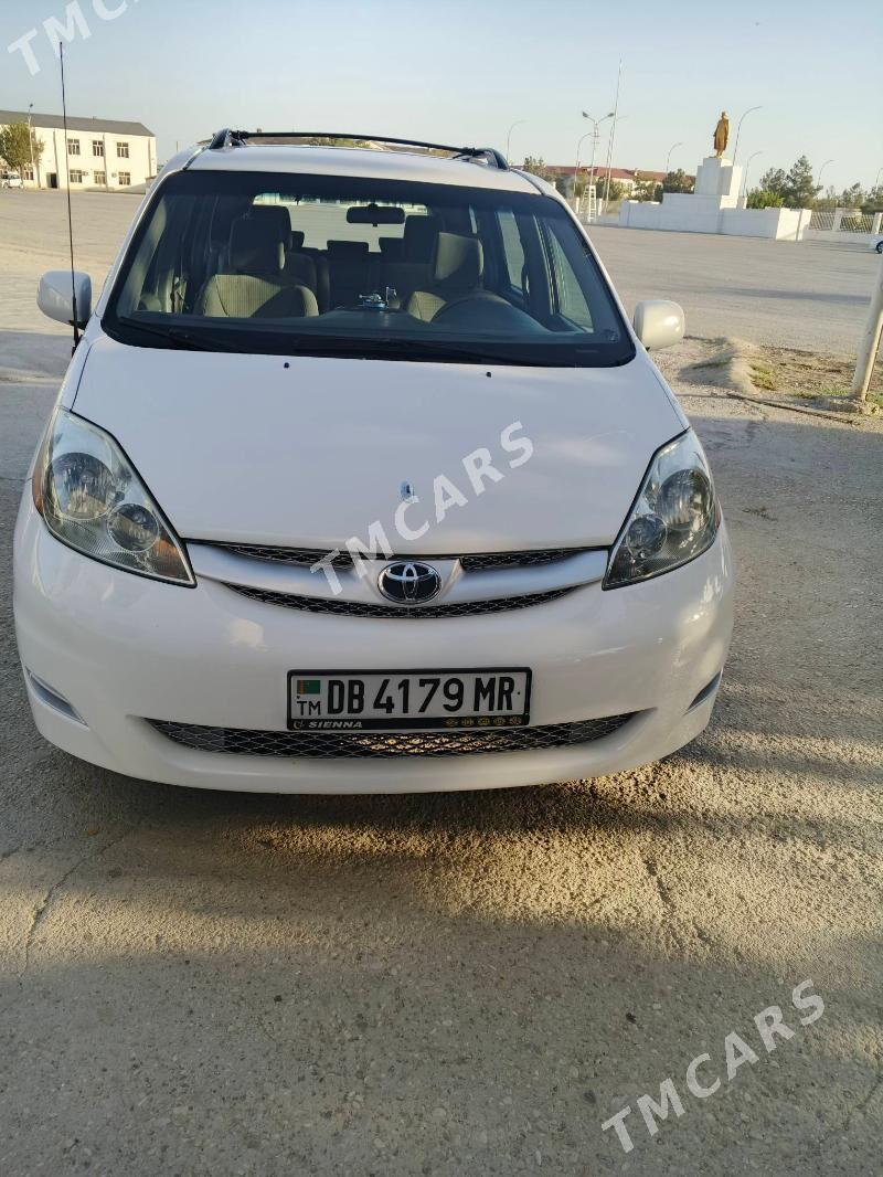 Toyota Sienna 2009 - 250 000 TMT - Hazar - img 9