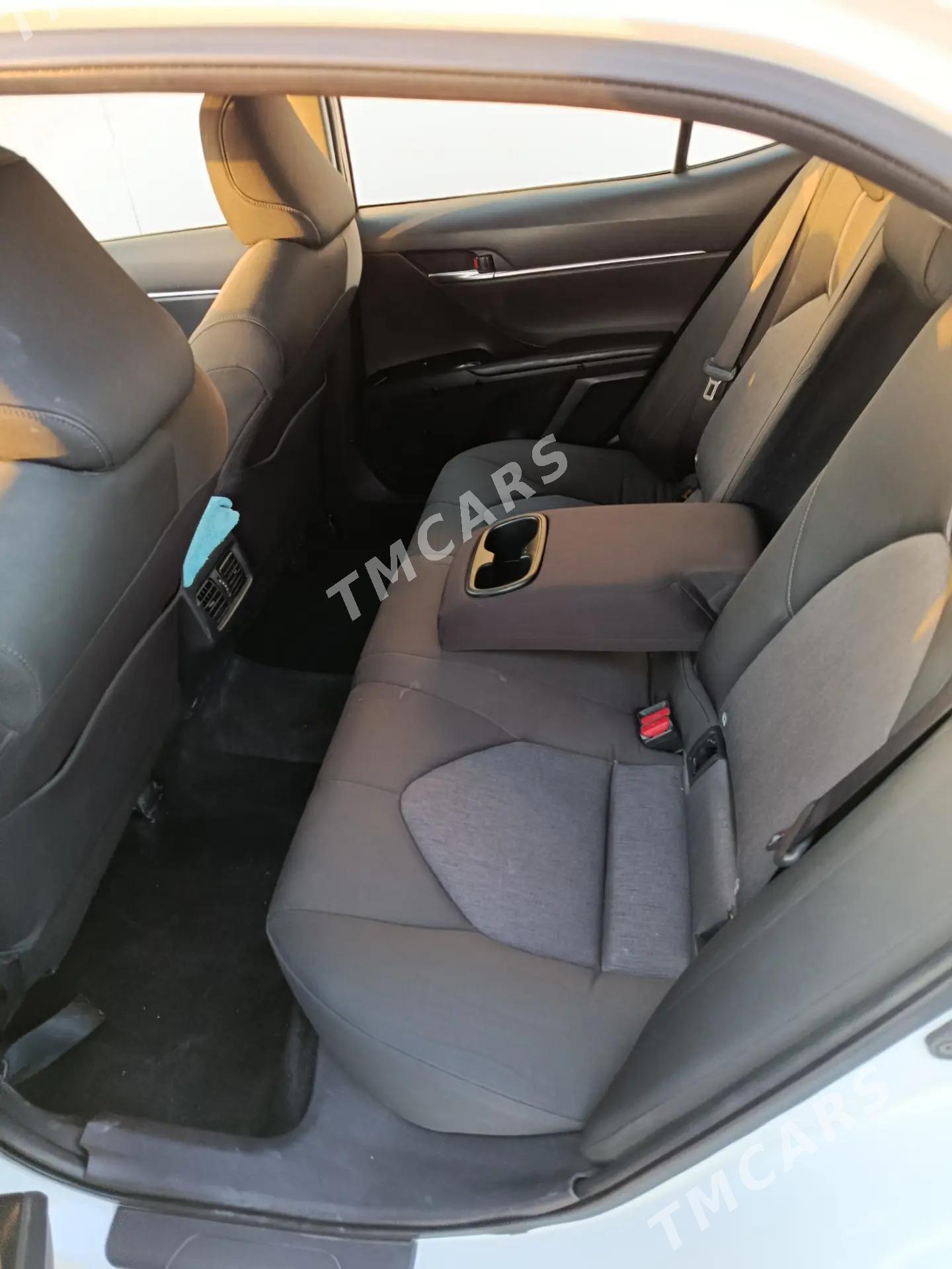 Toyota Camry 2022 - 270 000 TMT - Täze zaman - img 5