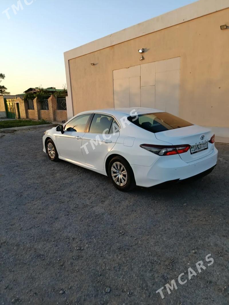 Toyota Camry 2022 - 270 000 TMT - Täze zaman - img 8