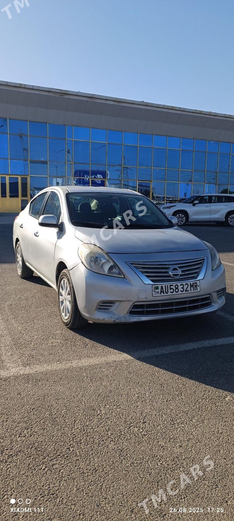 Nissan Versa 2011 - 95 000 TMT - Мары - img 4