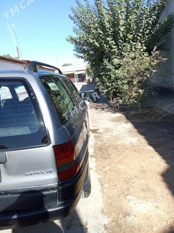 Opel Astra 1993 - 35 000 TMT - Дашогуз - img 6