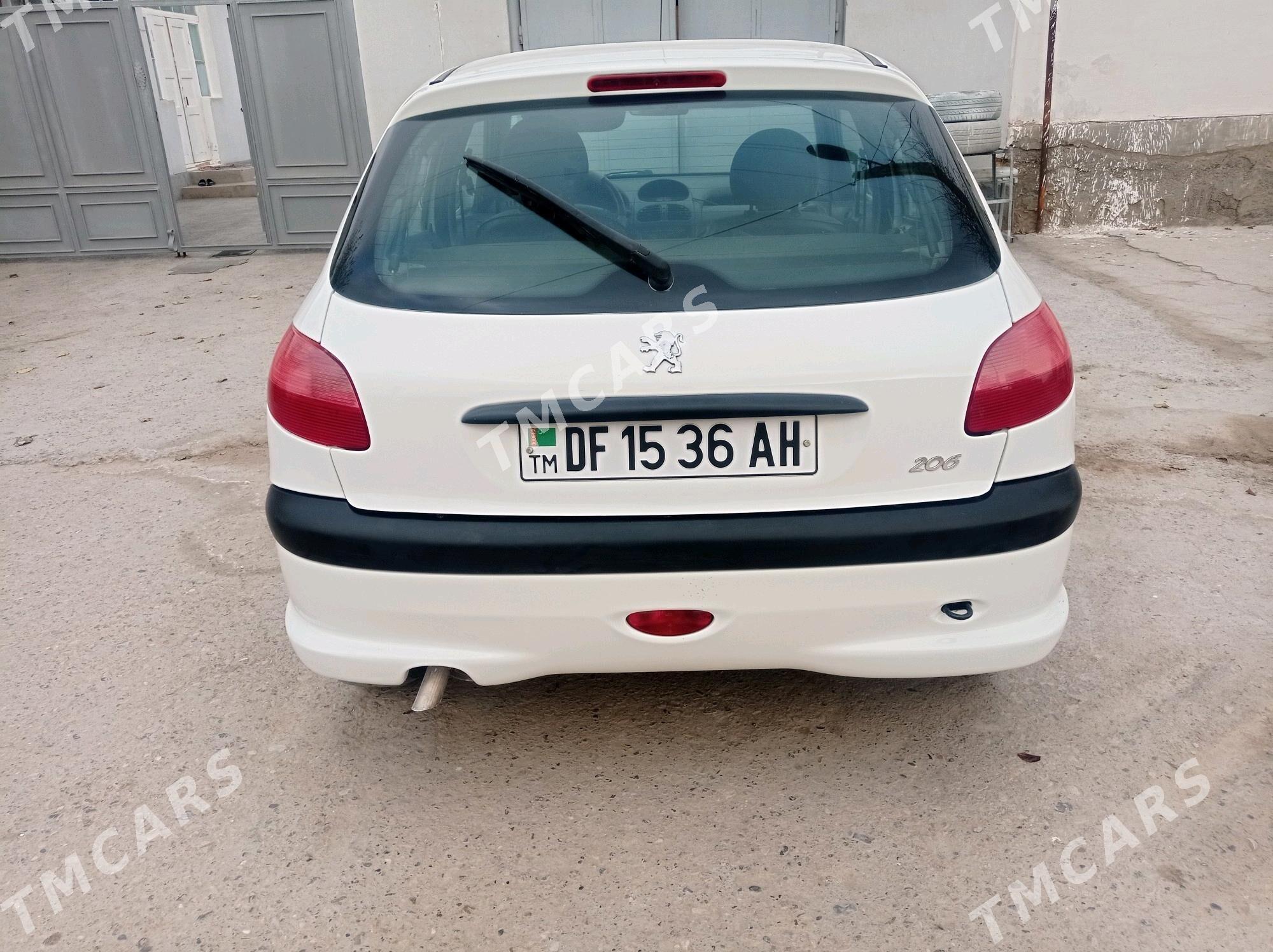 Peugeot 206 2010 - 75 000 TMT - Tejen - img 5