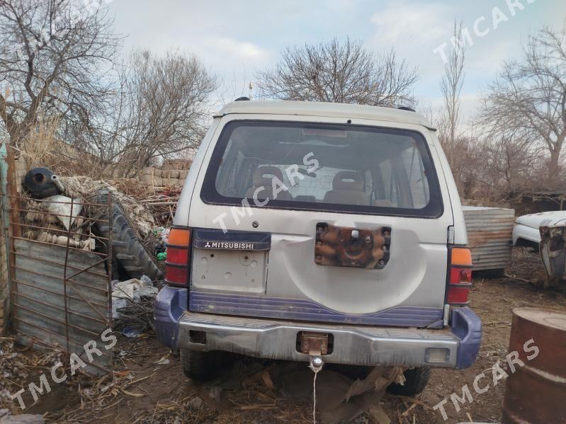 Mitsubishi Montero 1994 - 22 000 TMT - Гарабекевюл - img 3